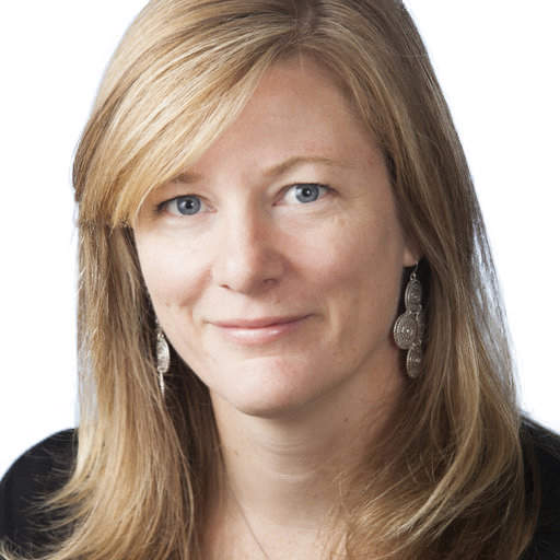 A photo portrait of Dr. Karen Bearss